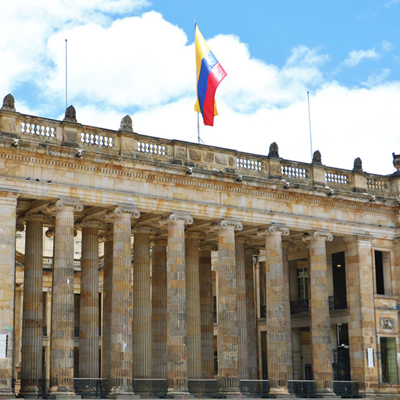 fachada del congreso de la republica colombiana